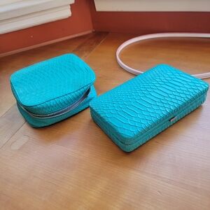 Trish McEvoy Teal Makeup Planner & Cosmetic Organizer, 2 Pieces